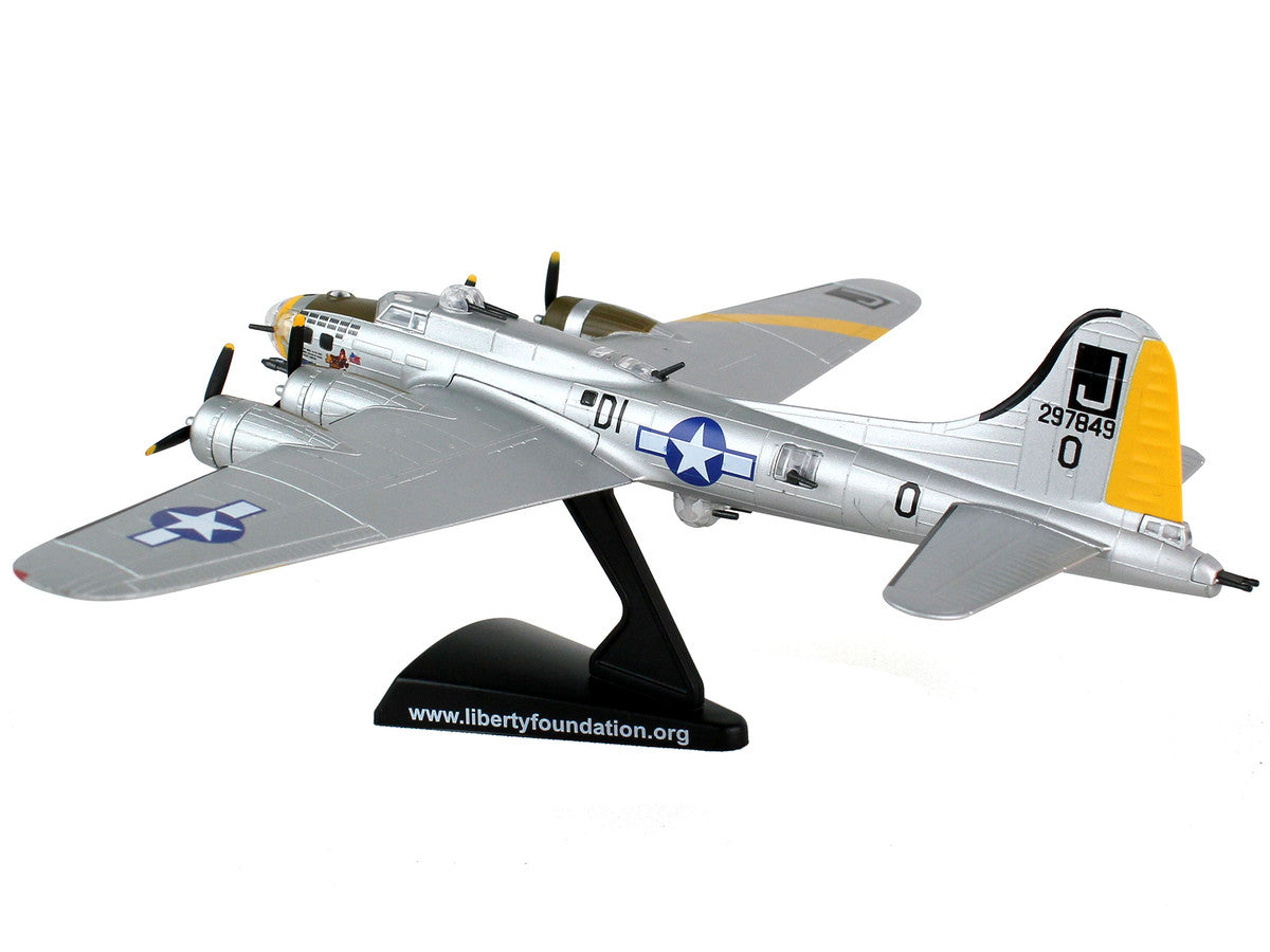 Boeing B-17G Flying Fortress Bomber Aircraft "Liberty Belle" image 3