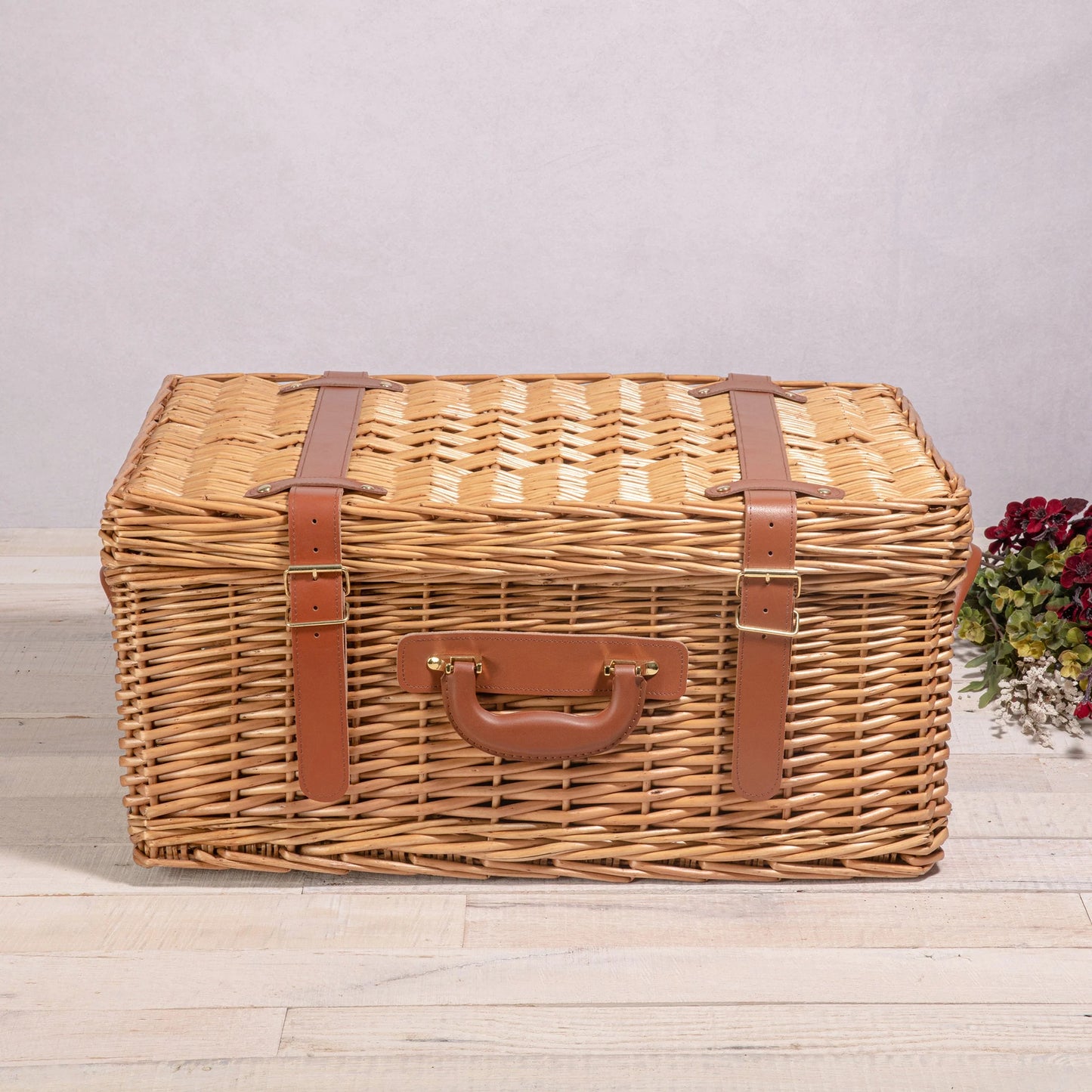 Windsor Picnic Basket image 3