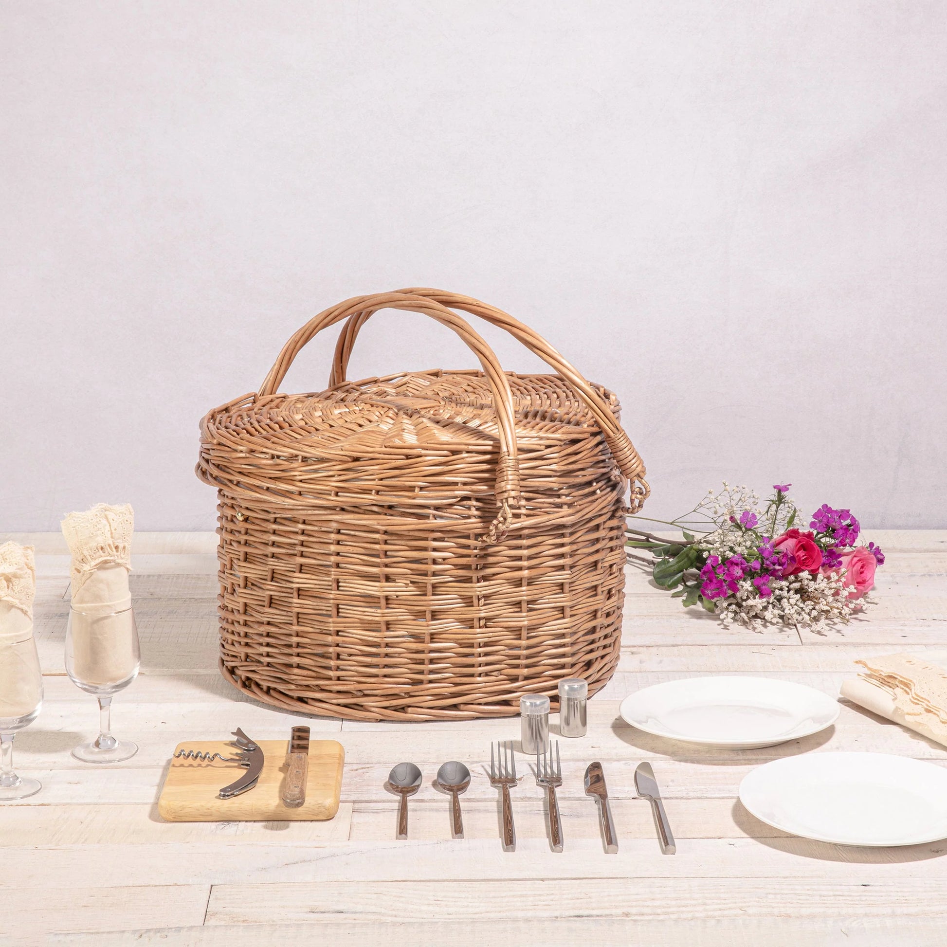 Heart Picnic Basket image 2