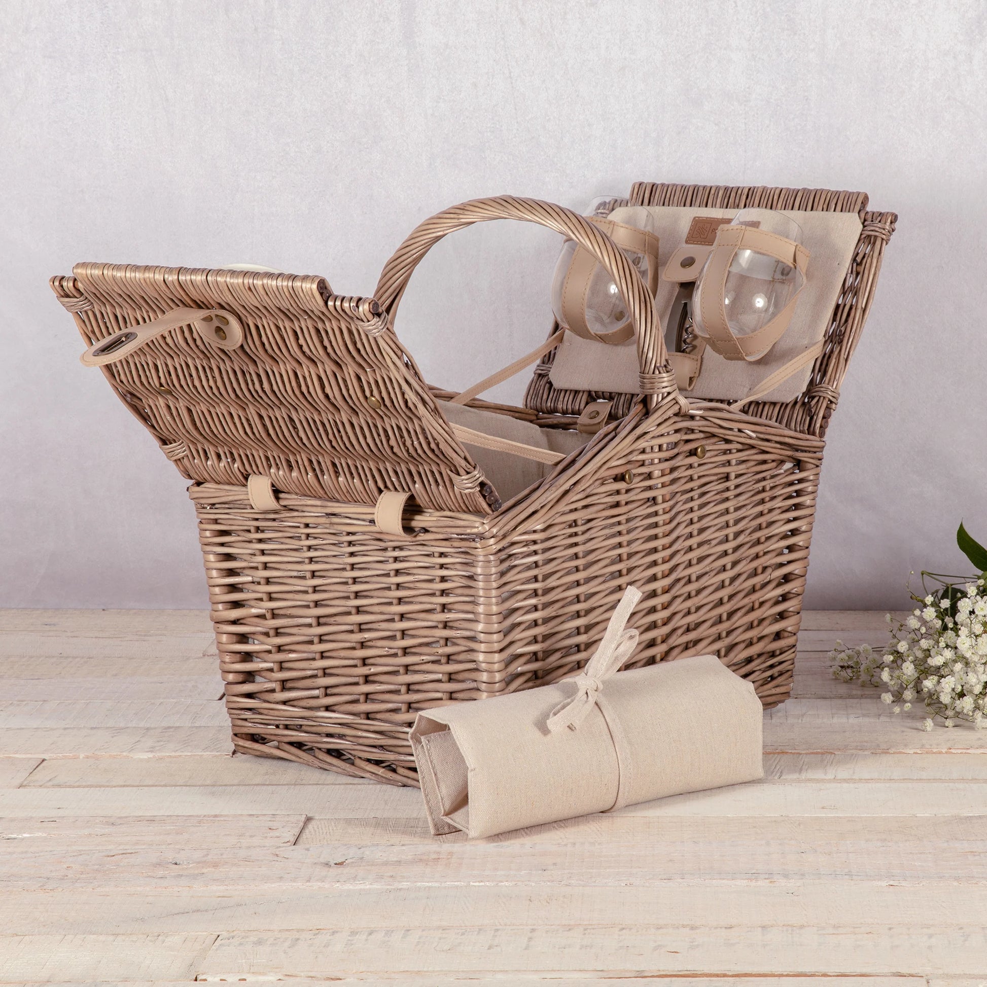 Piccadilly Picnic Basket image 4