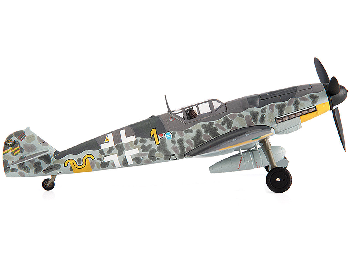 Messerschmitt Luftwaffe BF 109G-6 Fighter Plane "Jagdgeschwader 52 Eastern Front 1943 Erich Hartmann" image 2