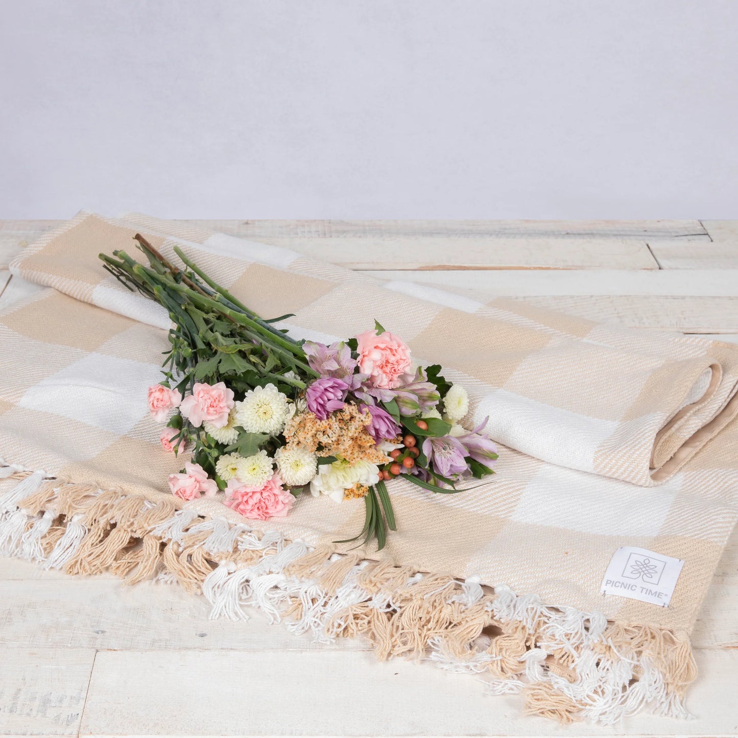 Montecito Picnic Blanket with Harness image 1