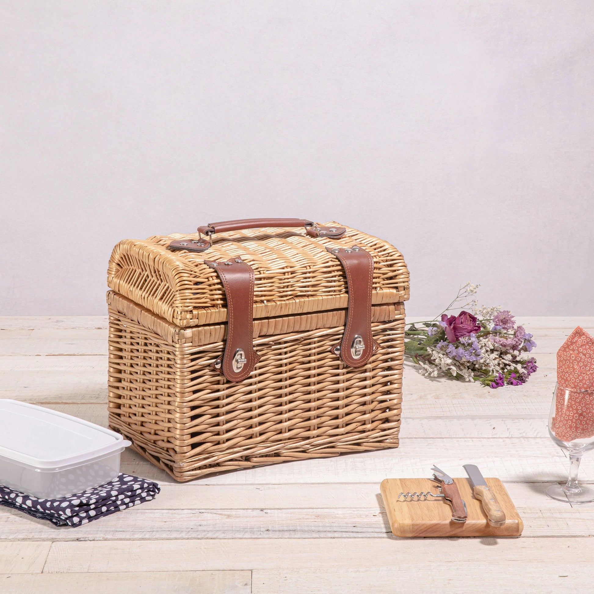 Napa Wine & Cheese Picnic Basket image 2
