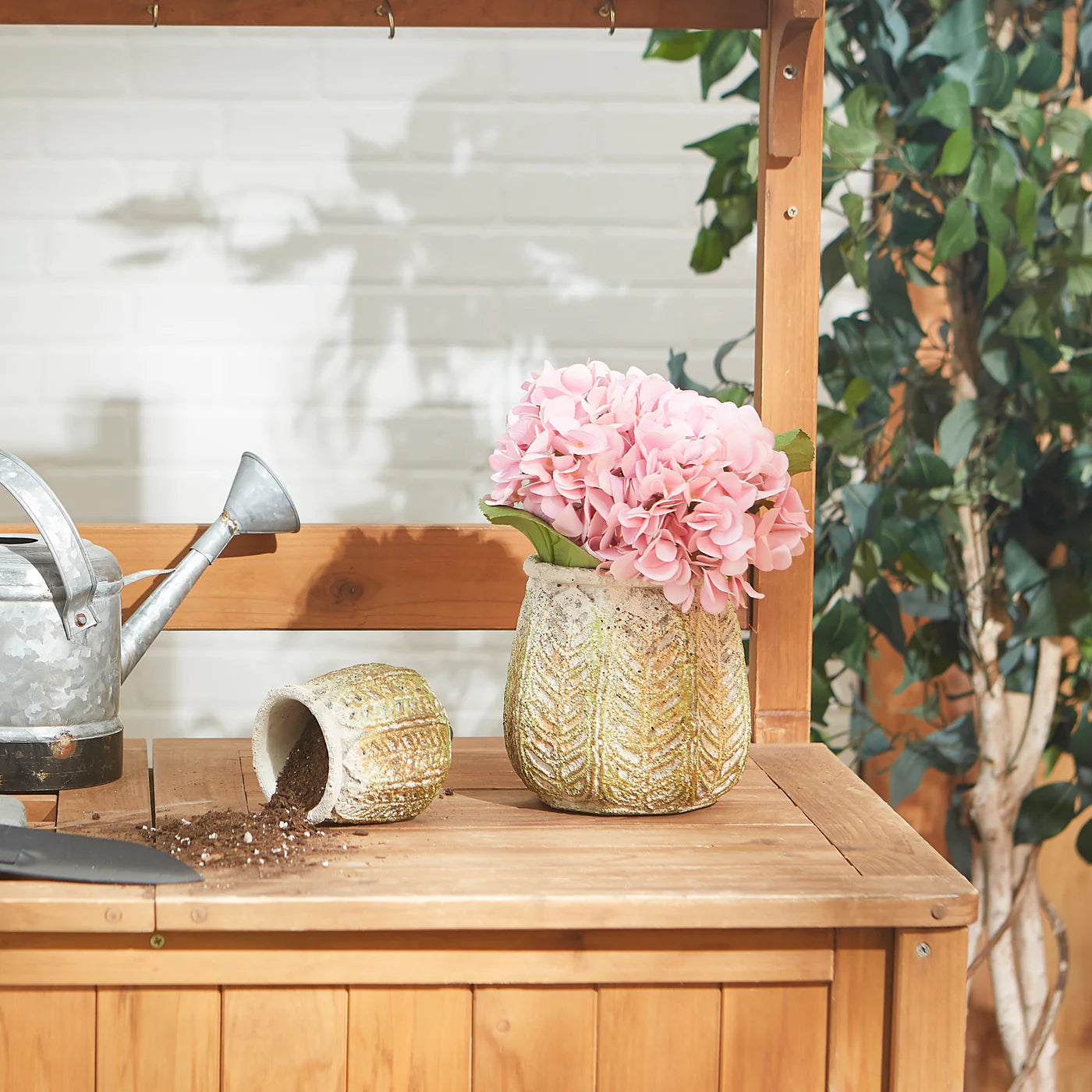 Ancient Leaf Cement Flower Pot Set/2 image 3