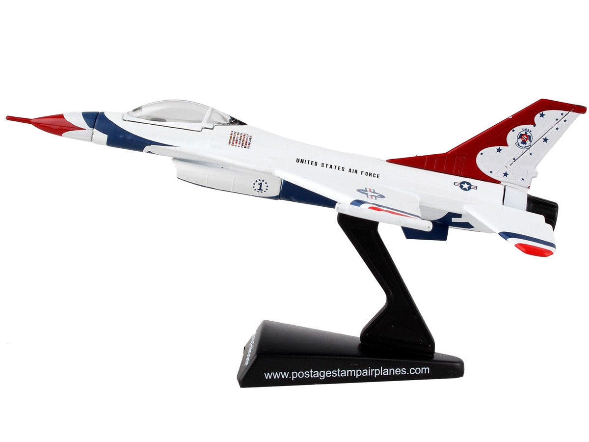 Lockheed Martin F-16 Fighting Falcon Fighter Aircraft "Thunderbirds" United States Air Force image 2