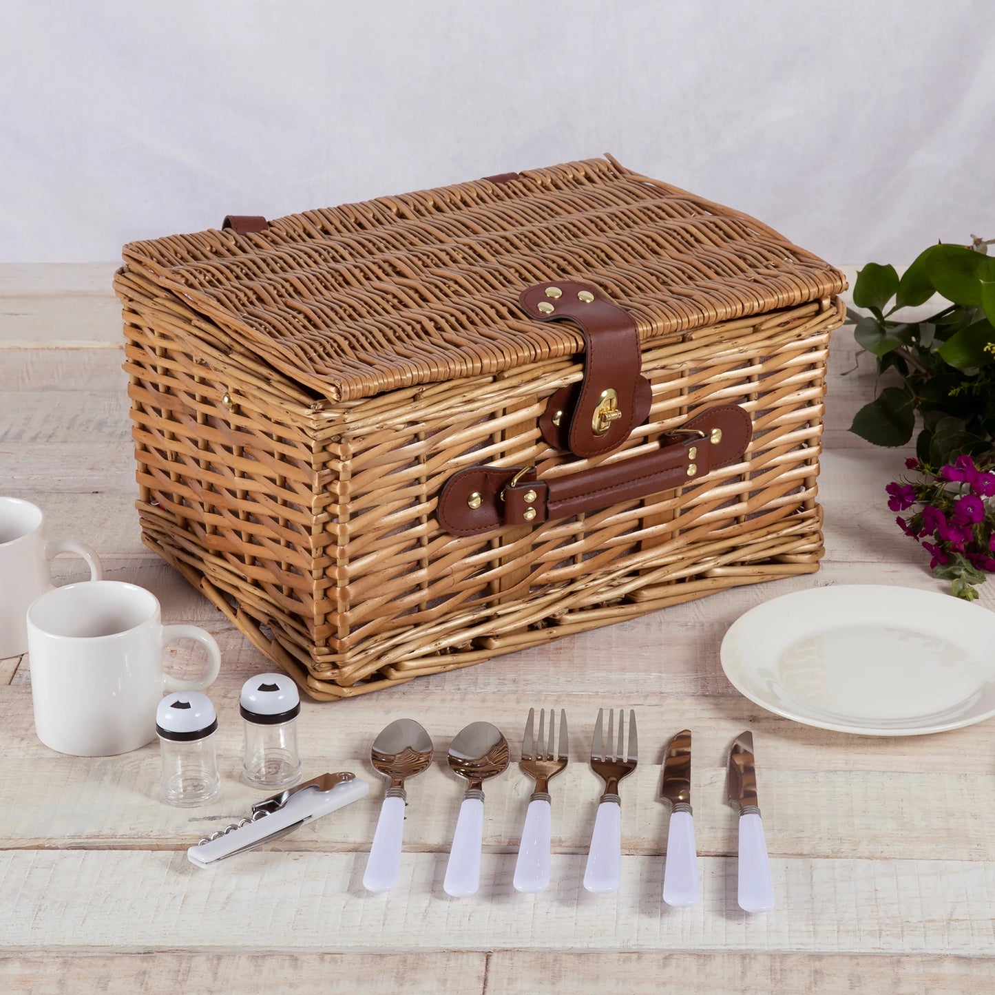Catalina Picnic Basket image 2