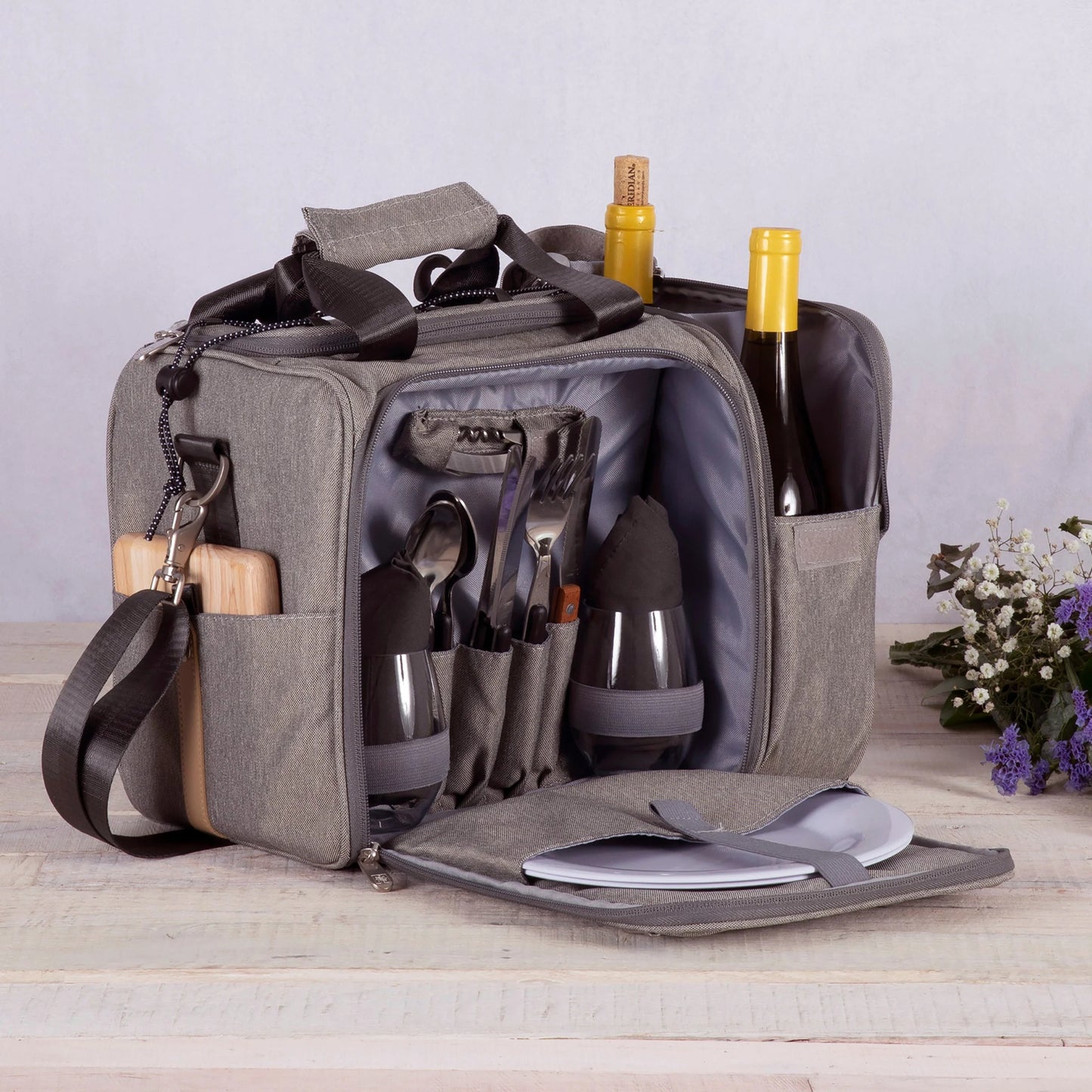 Malibu PT Frontier Edition Picnic Basket Cooler image 1