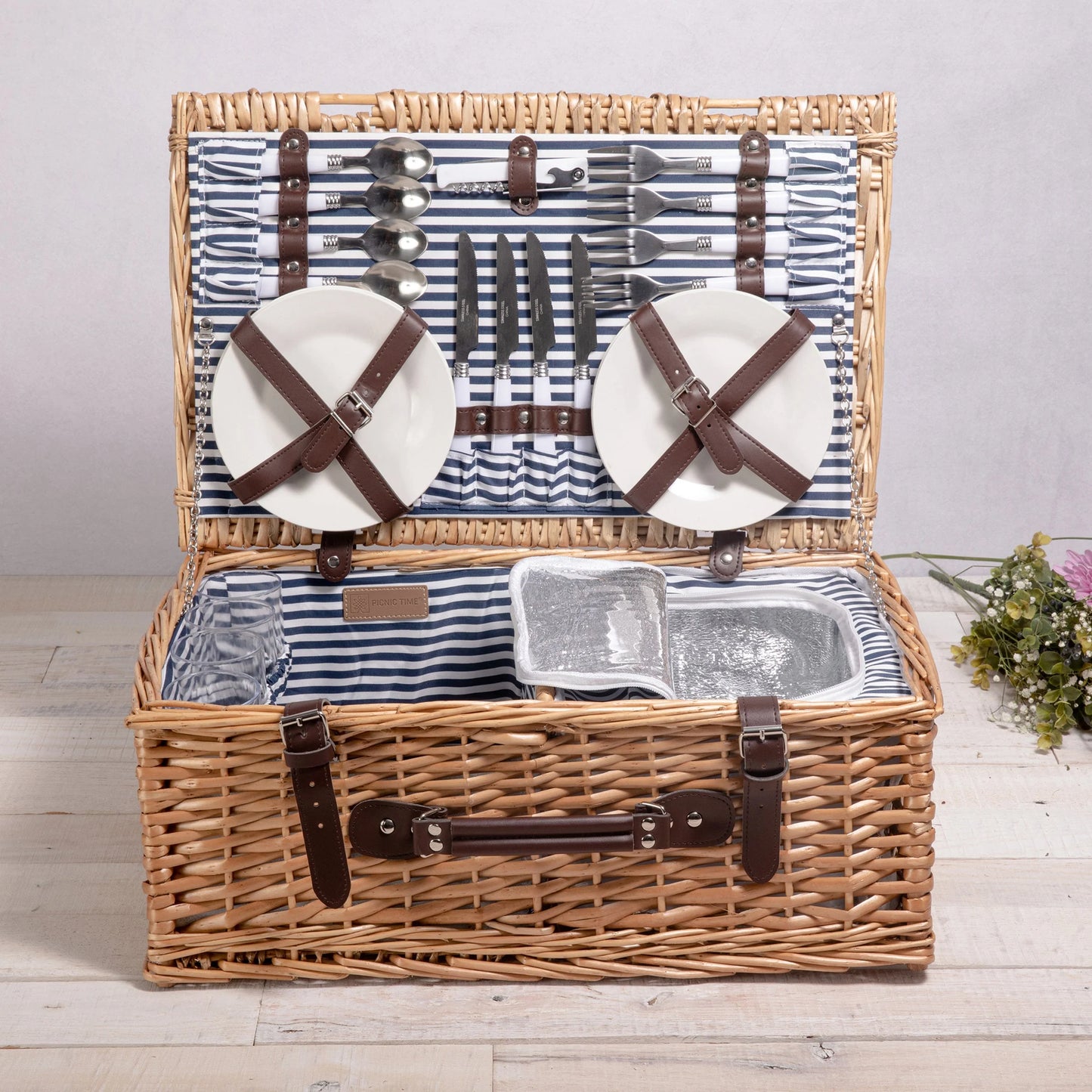Belmont Picnic Basket image 1