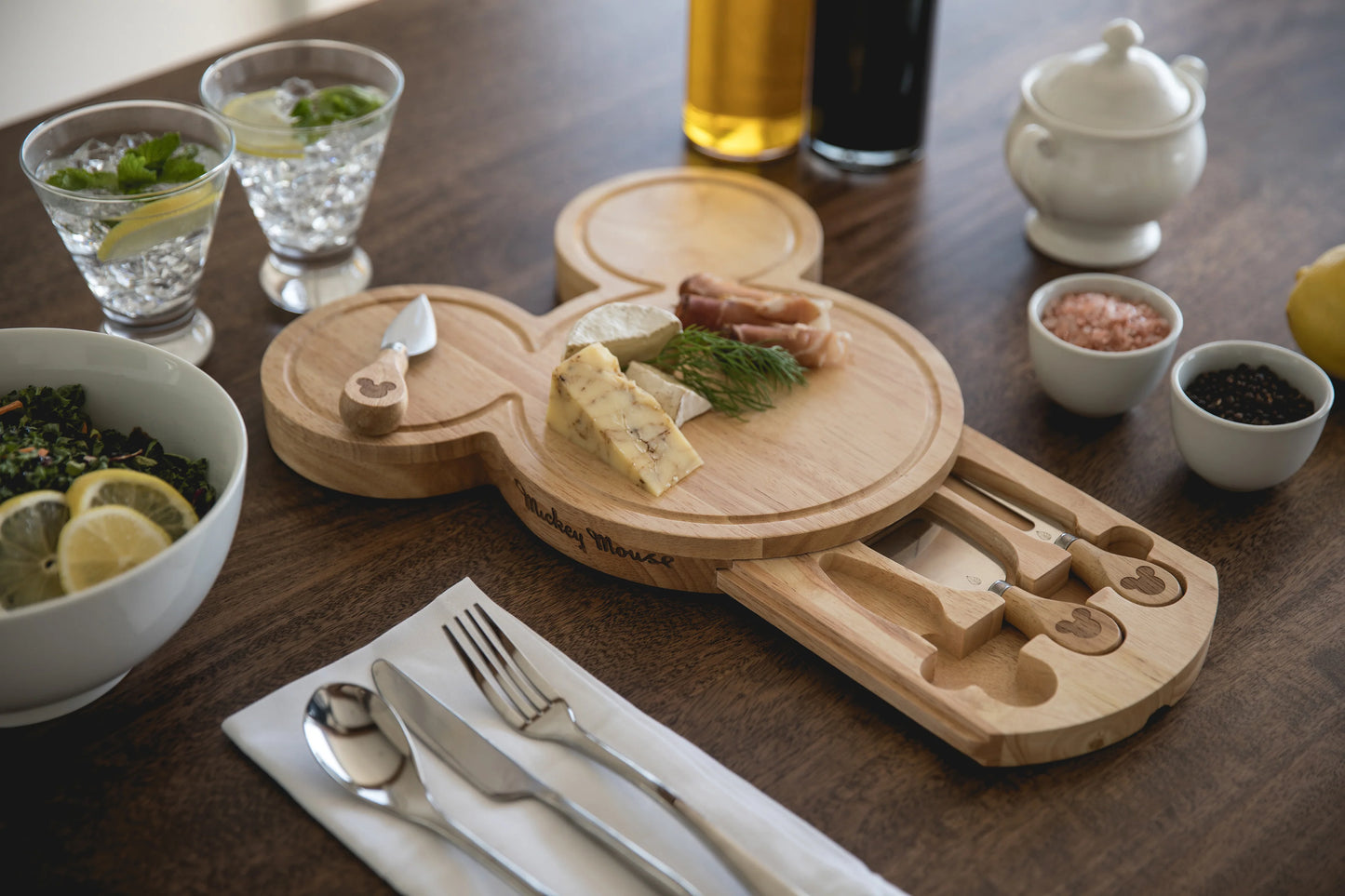 Mickey Mouse - Head Shaped Cheese Board with Tools