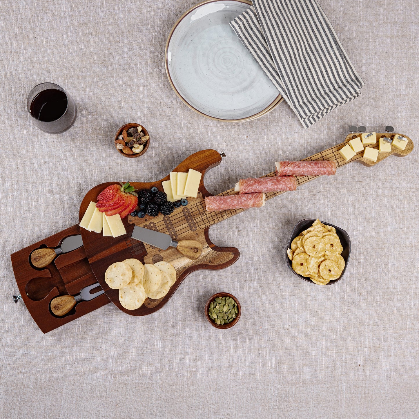 Guitar Legend Cheese Board & Tools Set